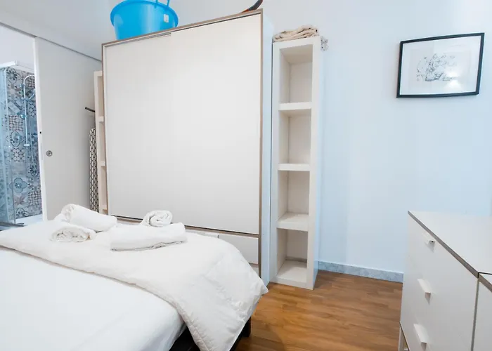 Apartment Booklovers *