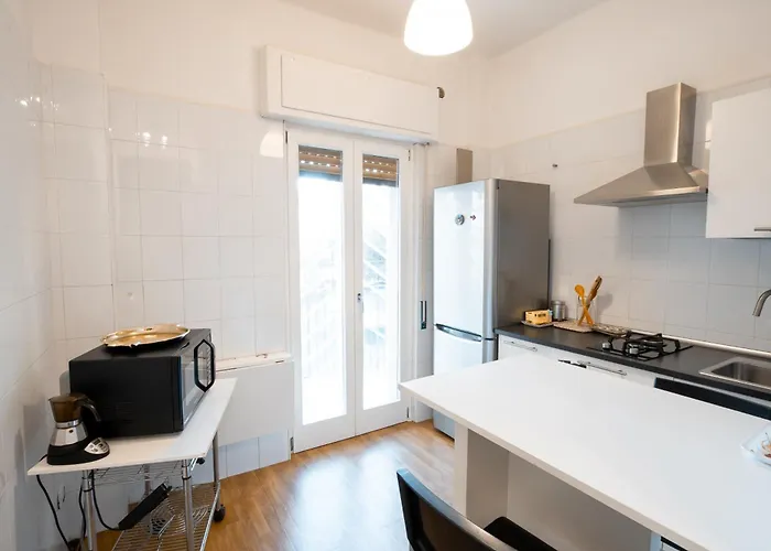 Booklovers Apartment Bari